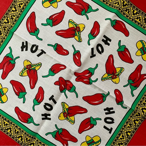 Southwest Hot Chili Peppers Vintage Bandana Colourful Festival Artsy Made in USA - Picture 2 of 4